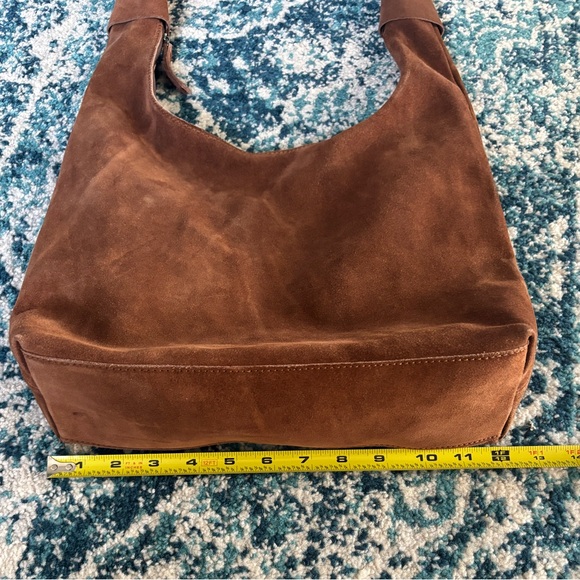 Chocolate brown suede big slouchy hobo shoulder bag - Picture 8 of 11